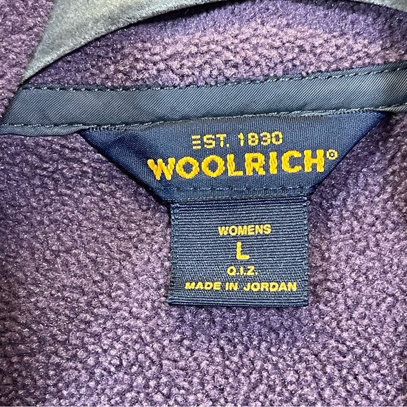 Woolrich, Women's Fleece Vest. Size Large. Eggplant color. Excellent condition! - Picture 3 of 6